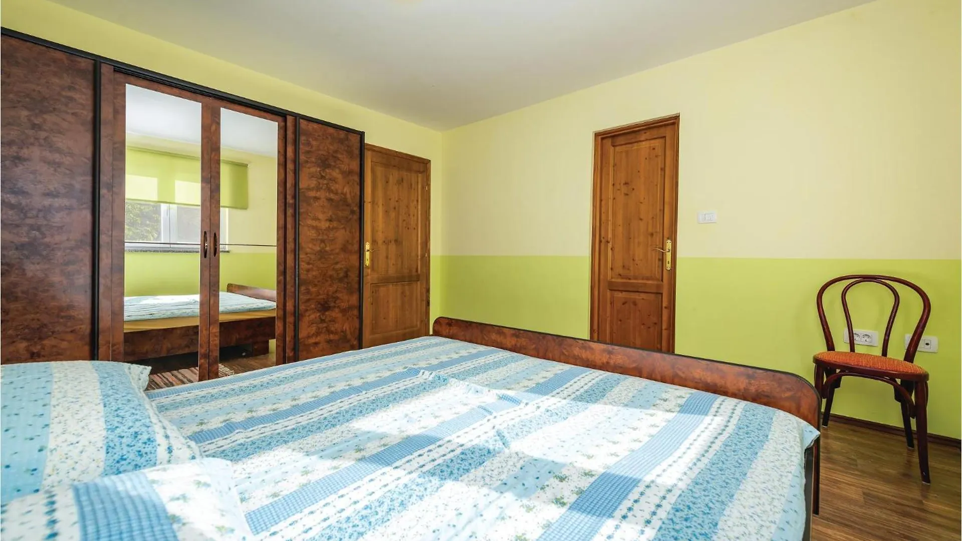 2 Bedroom Pet Friendly Apartment In Rovinj Rovinjsko Selo Croatia